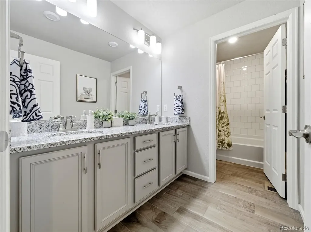4976 Malaya Street Denver CO 80249