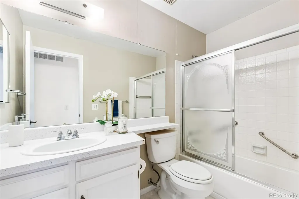 5804 S Kline Street Littleton CO 80127