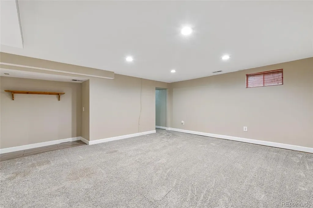 5804 S Kline Street Littleton CO 80127