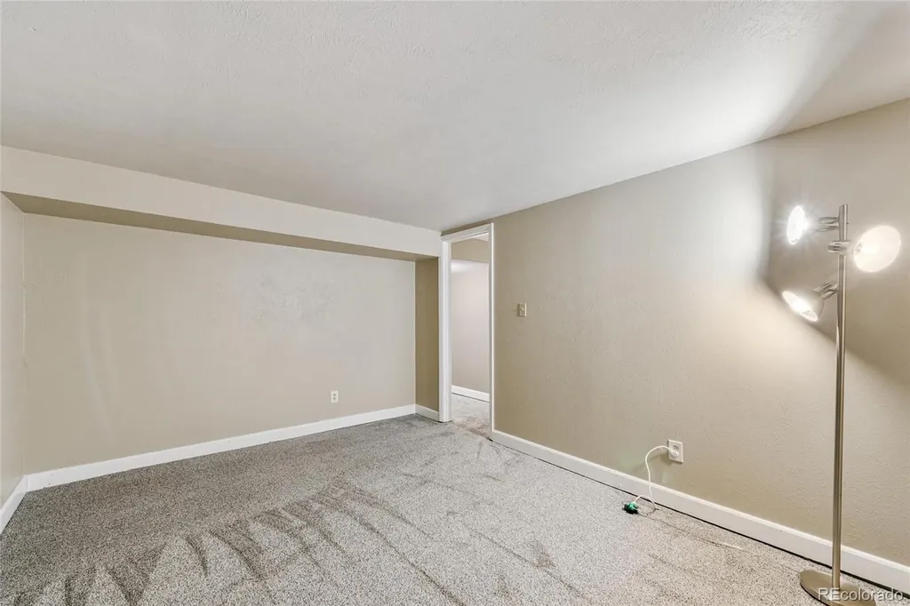 5804 S Kline Street Littleton CO 80127