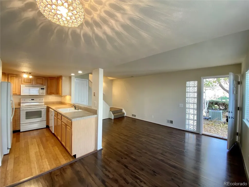 9255 E Lehigh Avenue Denver CO 80237