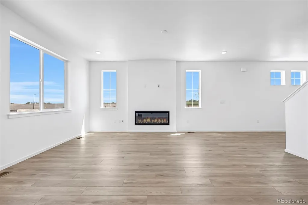 6911 Utica Avenue Longmont CO 80504