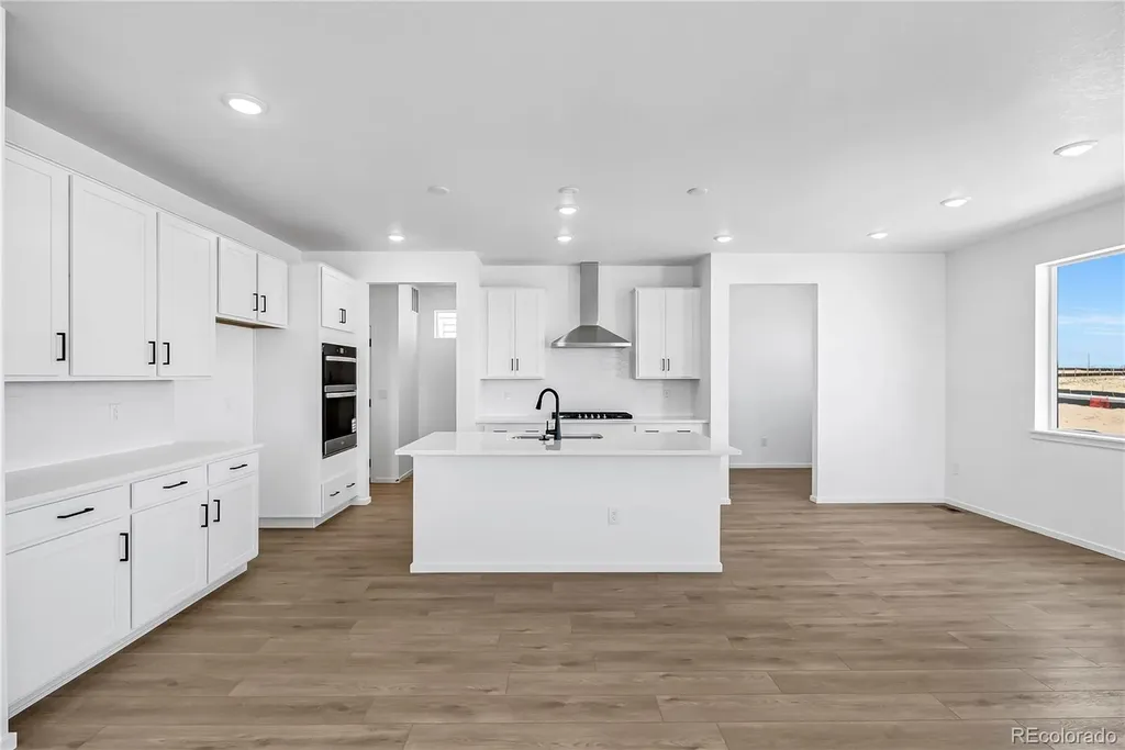 6911 Utica Avenue Longmont CO 80504