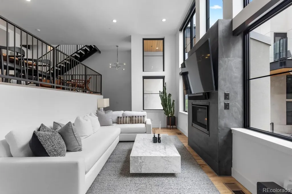818 Ash Street Denver CO 80220