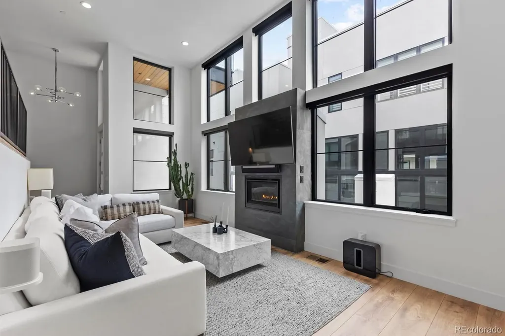 818 Ash Street Denver CO 80220