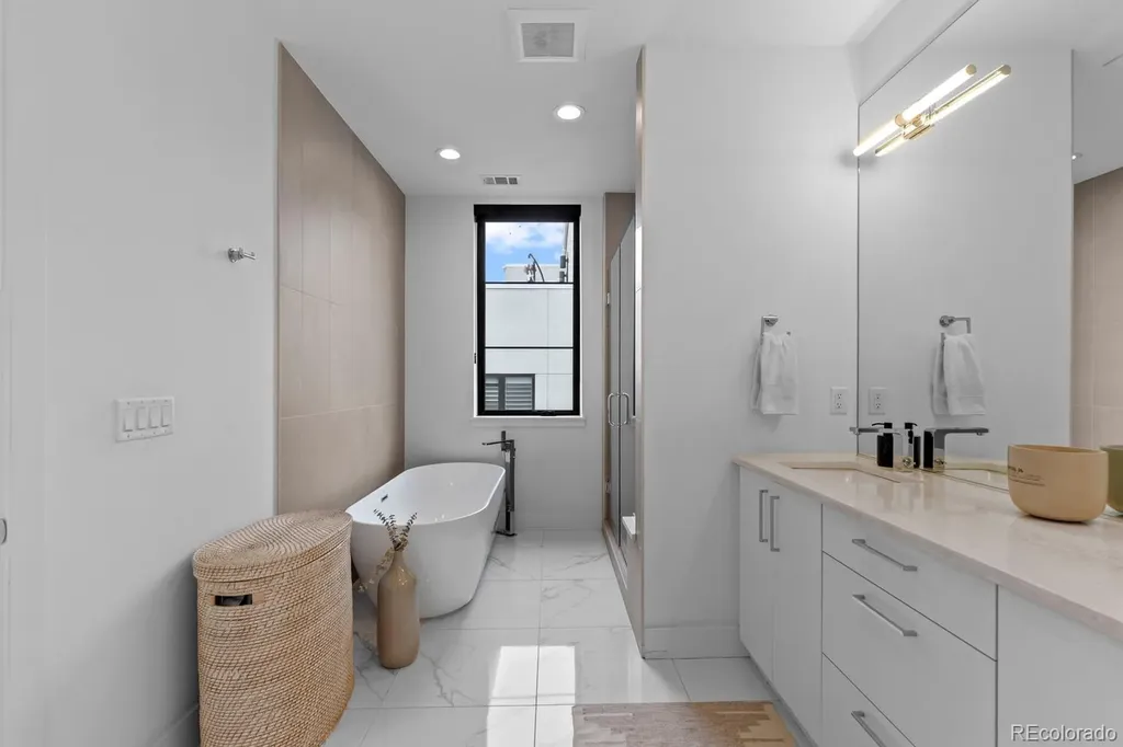 818 Ash Street Denver CO 80220