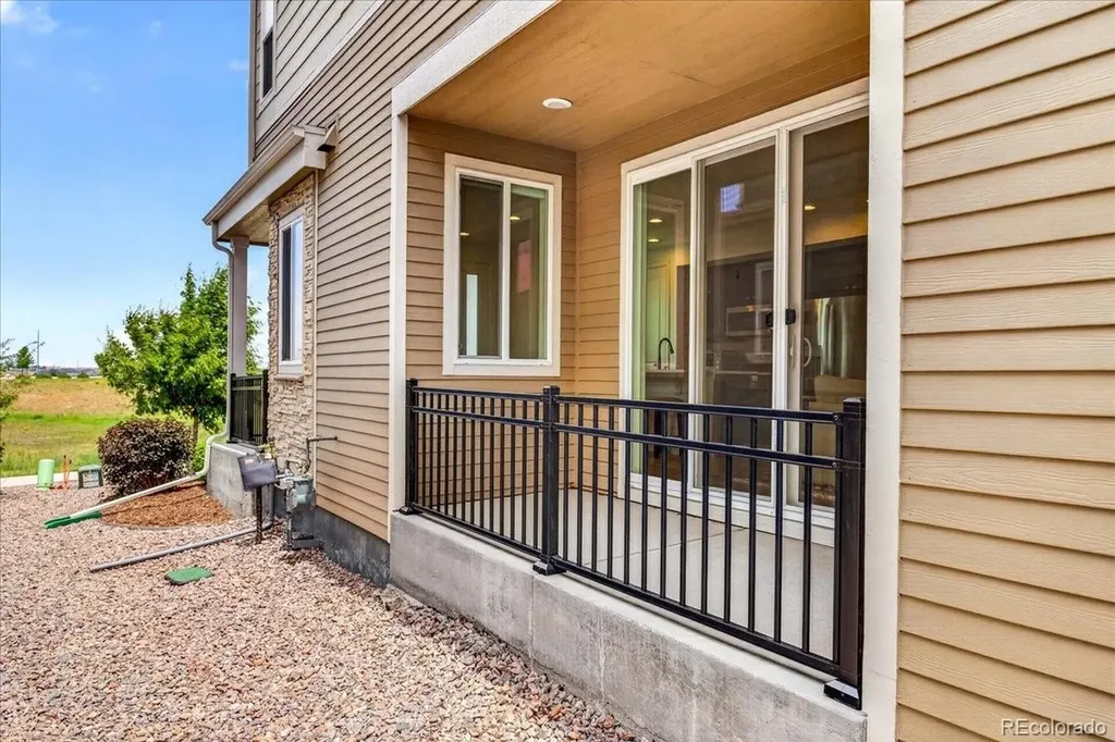 46 N Trussville Street Aurora CO 80018