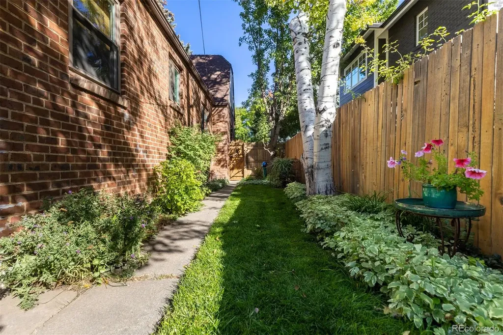 2315 Jasmine Street Denver CO 80207
