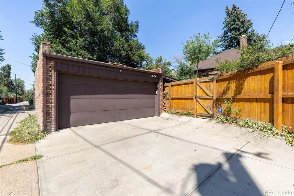 2315 Jasmine Street Denver CO 80207