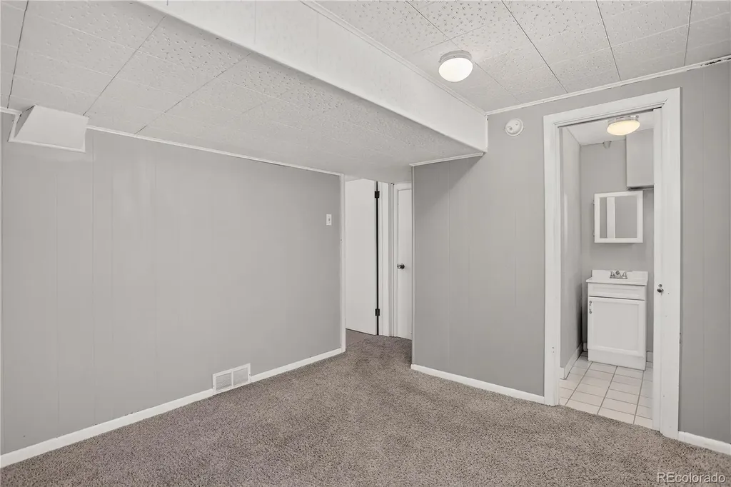 3386 W 36th Avenue Denver CO 80211