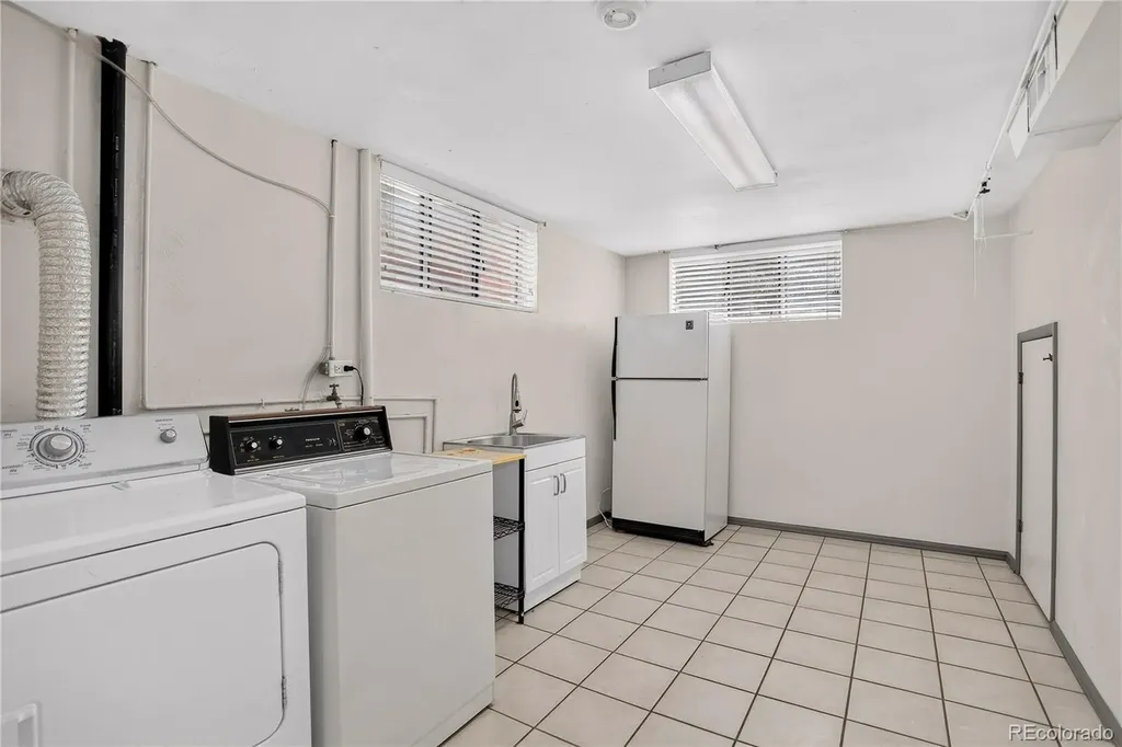 3386 W 36th Avenue Denver CO 80211