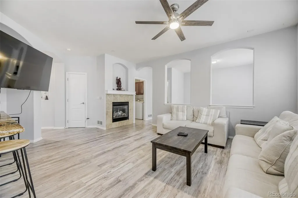 10673 Cedarcrest Circle Highlands Ranch CO 80130