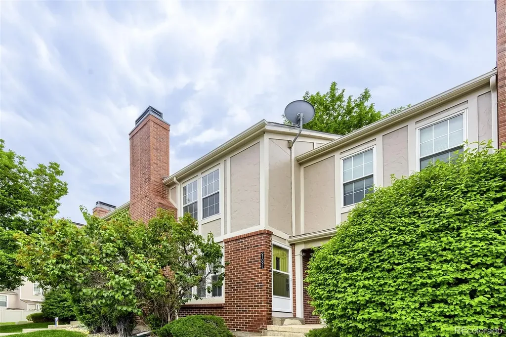 9709 W Chatfield Avenue Littleton CO 80128