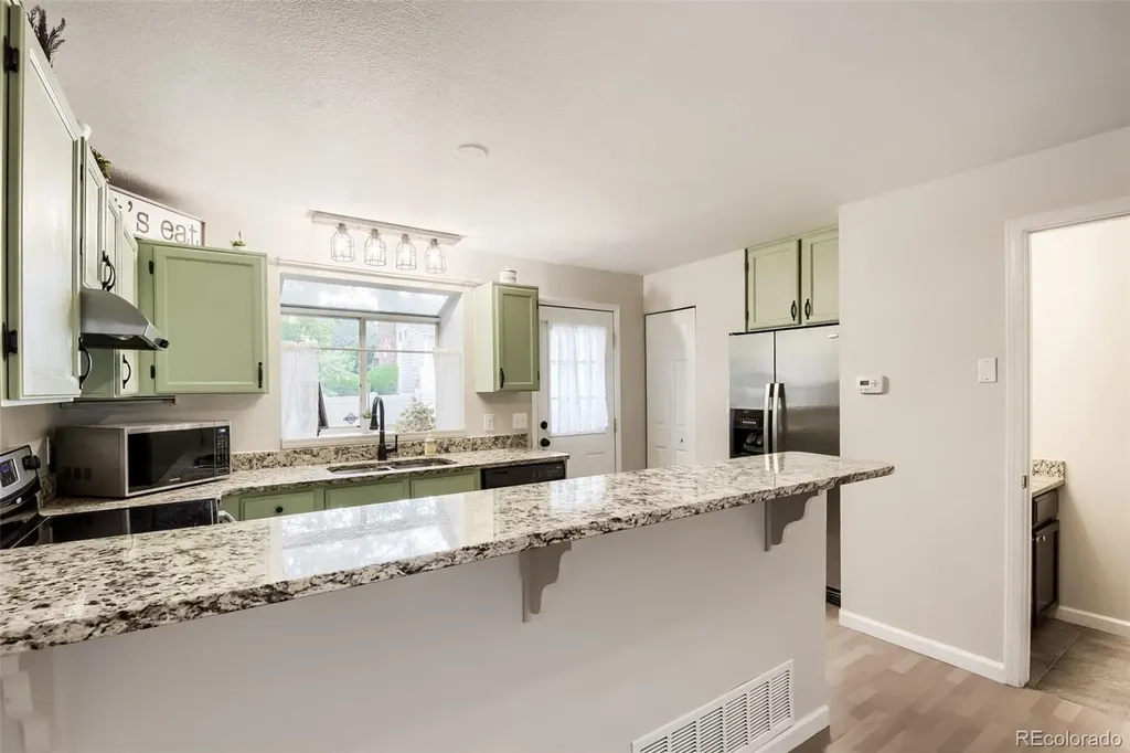 9709 W Chatfield Avenue Littleton CO 80128