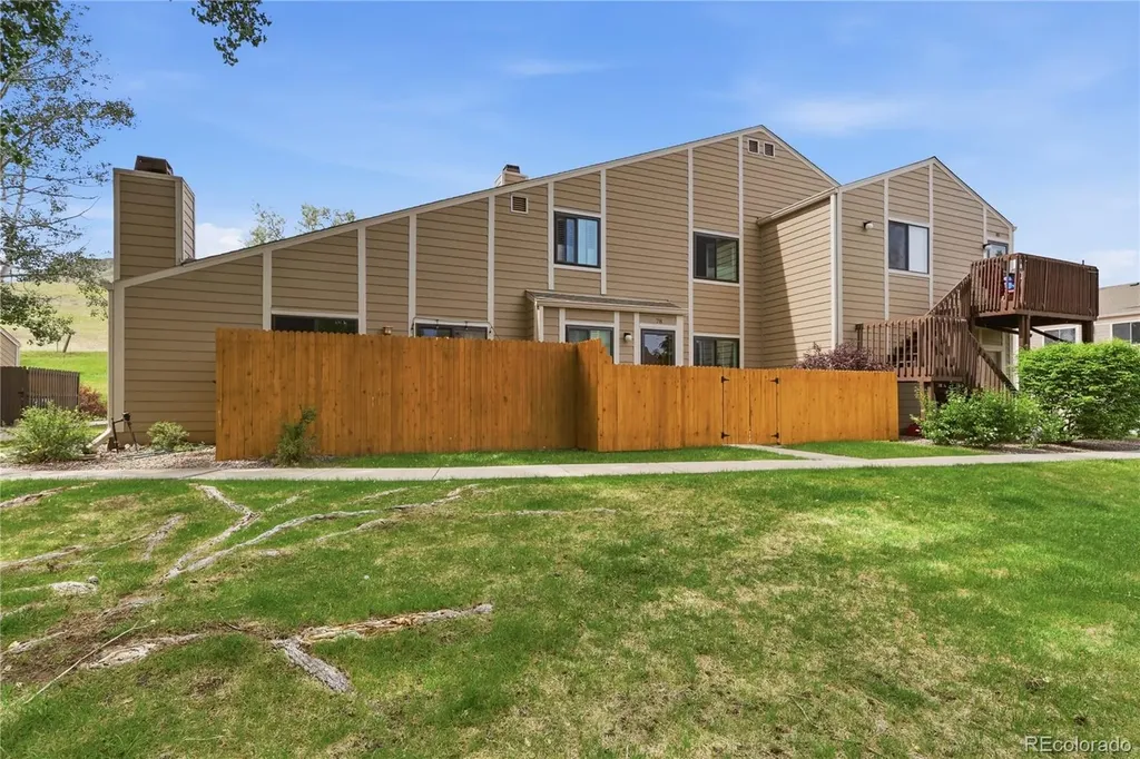 18324 W 58th Place Golden CO 80403