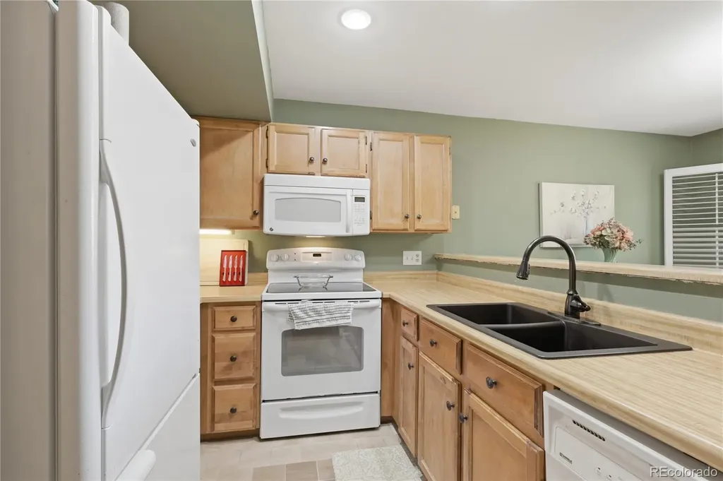 18324 W 58th Place Golden CO 80403