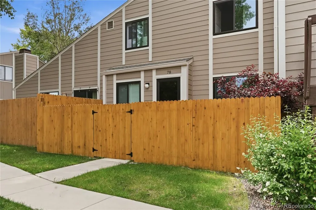 18324 W 58th Place Golden CO 80403
