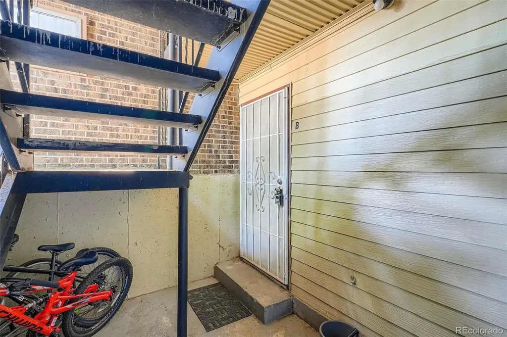 4643 S Lowell Boulevard Denver CO 80236