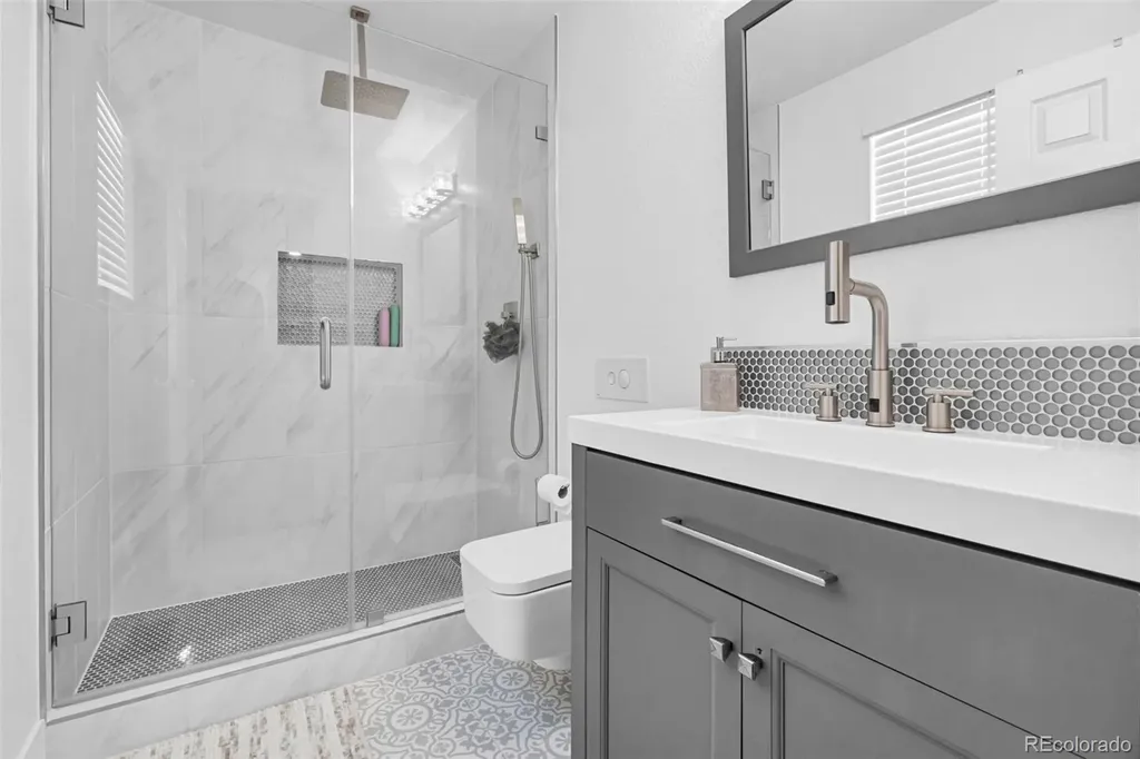 5564 Laredo Street Denver CO 80239