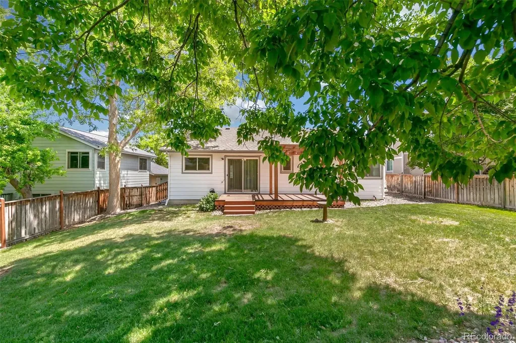 8971 Winrock Street Littleton CO 80126