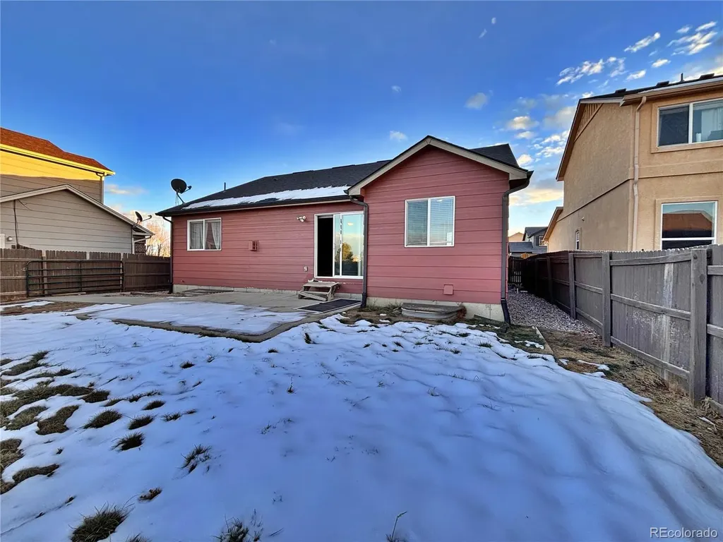 6750 Pinedrops Circle Fountain CO 80817