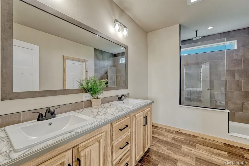 7451 Sun Country Drive Elizabeth CO 80107