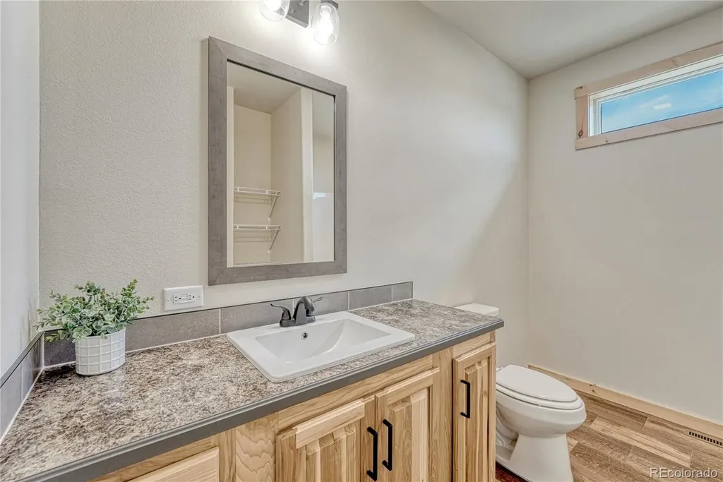7451 Sun Country Drive Elizabeth CO 80107
