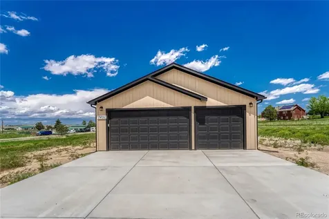 7451 Sun Country Drive Elizabeth CO 80107