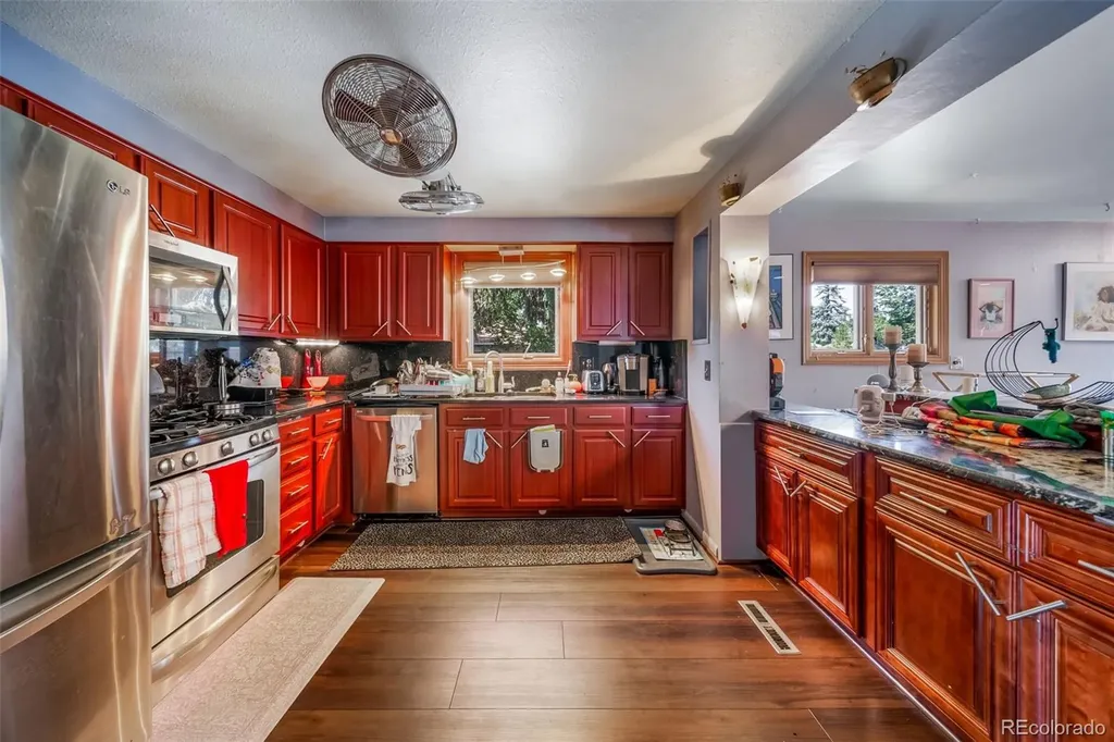 1590 Roslyn Street Denver CO 80220