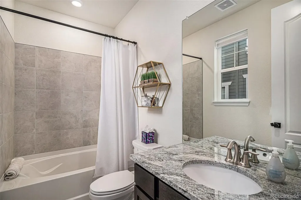 8772 S Wenatchee Court Aurora CO 80016