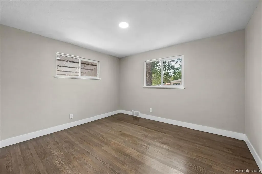 9801 E 8th Avenue Aurora CO 80010