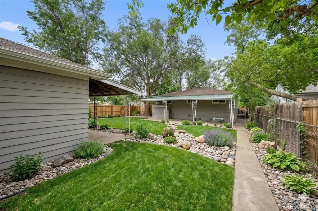 9801 E 8th Avenue Aurora CO 80010