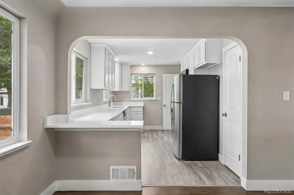 9801 E 8th Avenue Aurora CO 80010