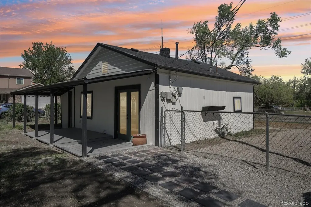 15222 W 7th Avenue Golden CO 80401