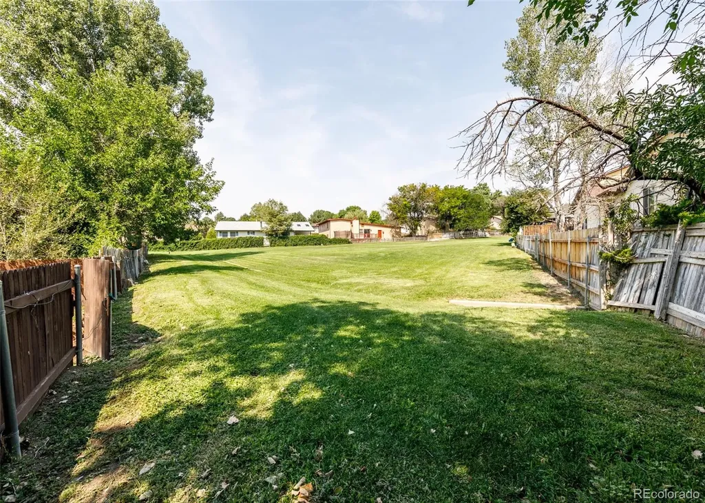 7 Briargate Terrace Pueblo CO 81001