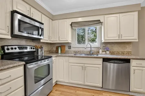1833 S Carr Street Lakewood CO 80232