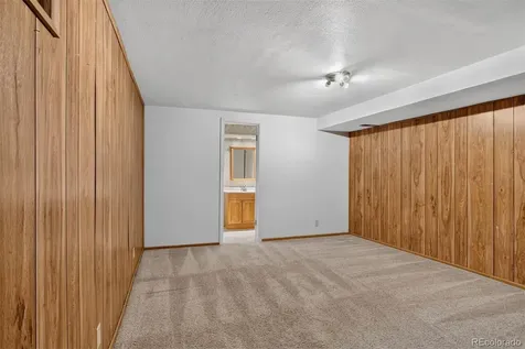 1833 S Carr Street Lakewood CO 80232