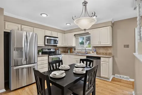 1833 S Carr Street Lakewood CO 80232