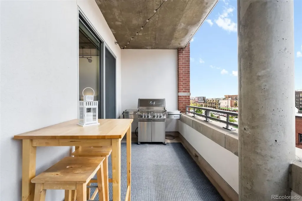 2229 Blake Street Denver CO 80205