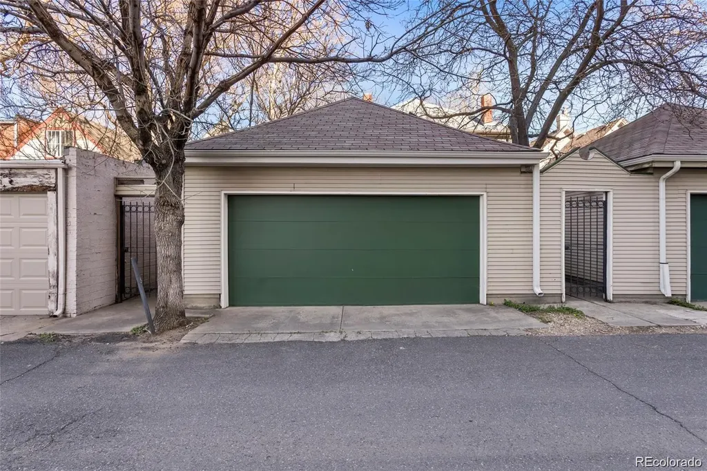2027 N Emerson Street Denver CO 80205