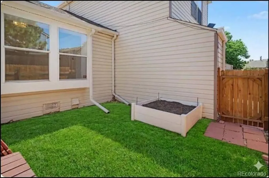 4541 S Crystal Way Aurora CO 80015