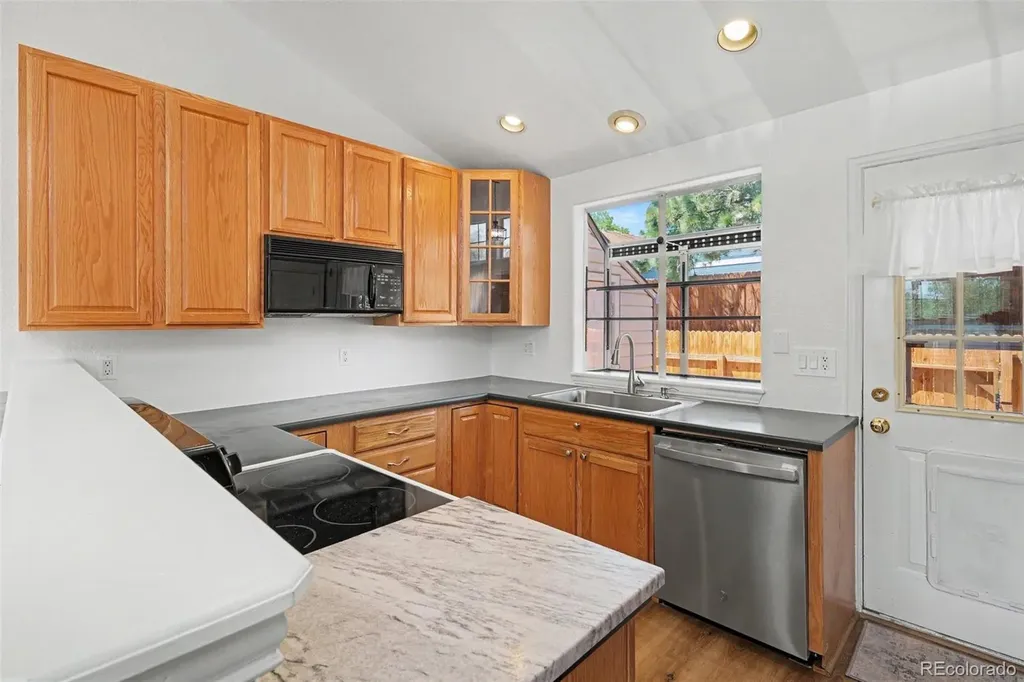 4541 S Crystal Way Aurora CO 80015