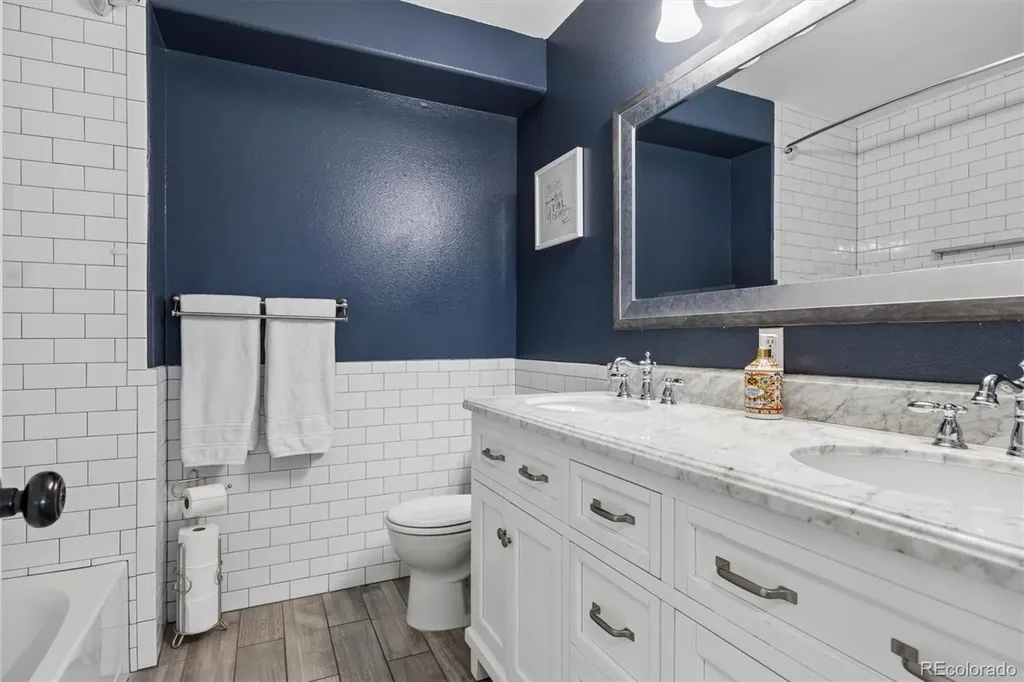 10738 W Roxbury Avenue Littleton CO 80127