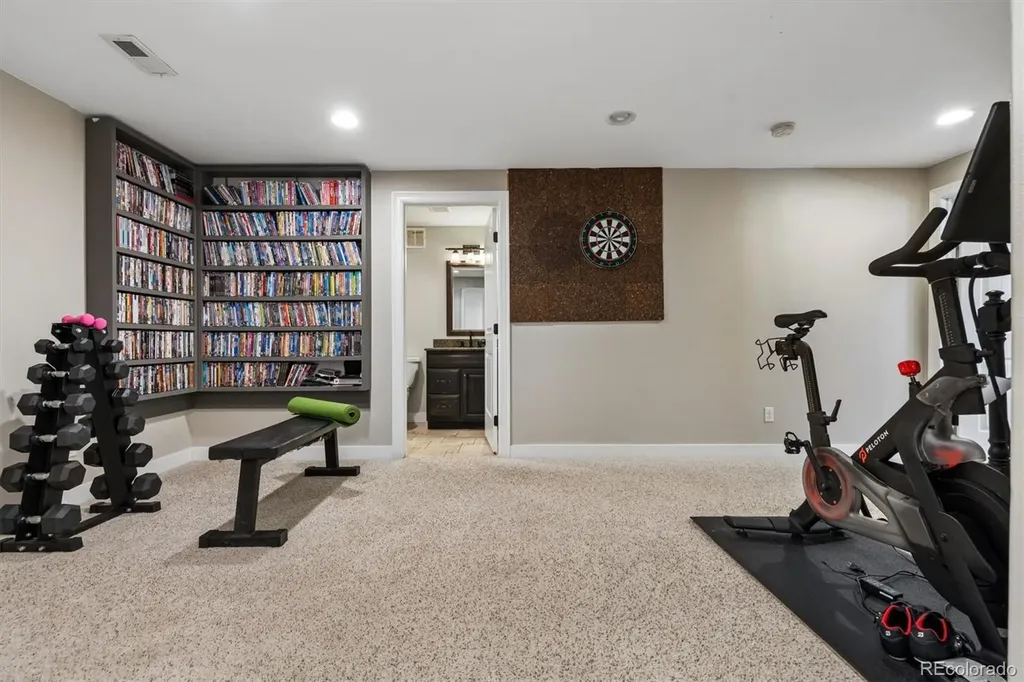 10738 W Roxbury Avenue Littleton CO 80127