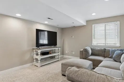 10738 W Roxbury Avenue Littleton CO 80127