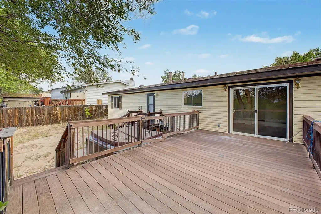 4323 Eastcrest Circle Colorado Springs CO 80916