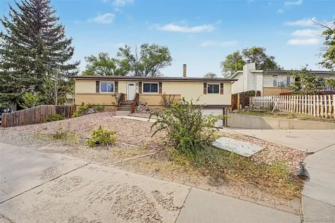 4323 Eastcrest Circle Colorado Springs CO 80916