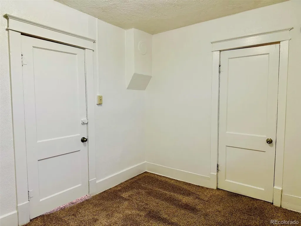906 9th Street Alamosa CO 81101