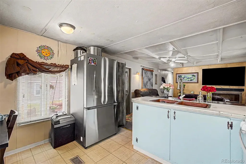 215 Cheyenne Street Golden CO 80403