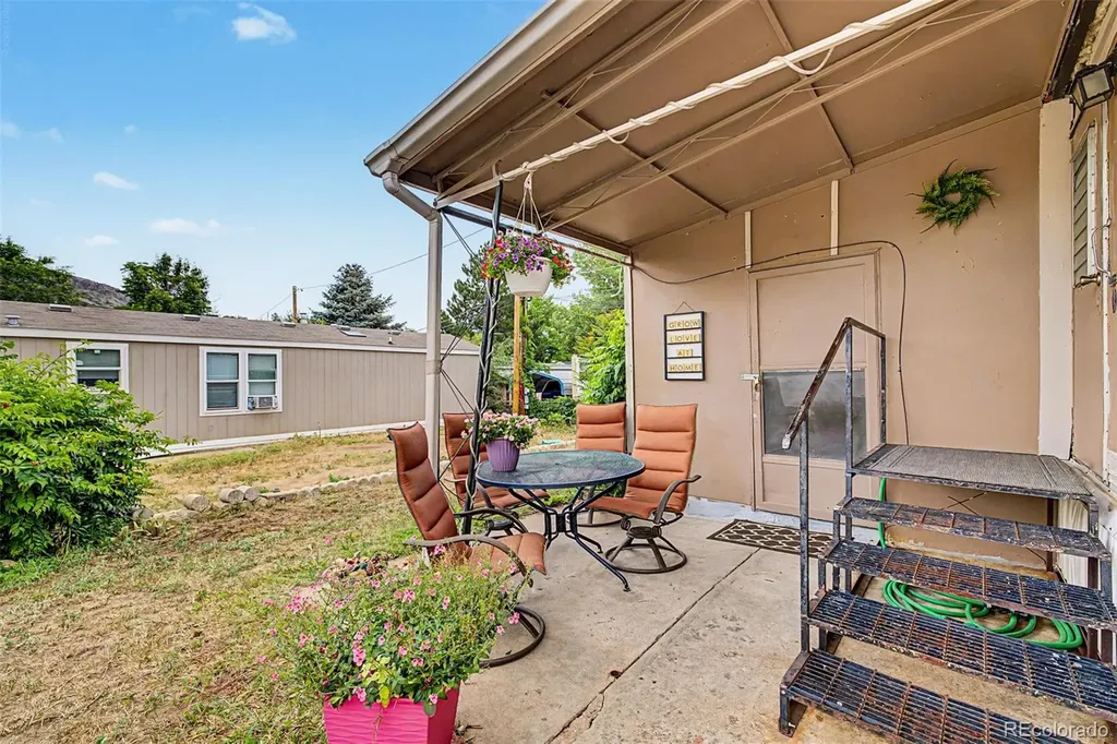 215 Cheyenne Street Golden CO 80403